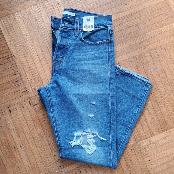 Levi's Wedgie Fit High Rise Tapered Leg Icon Fit 26 - Picture 3 of 8